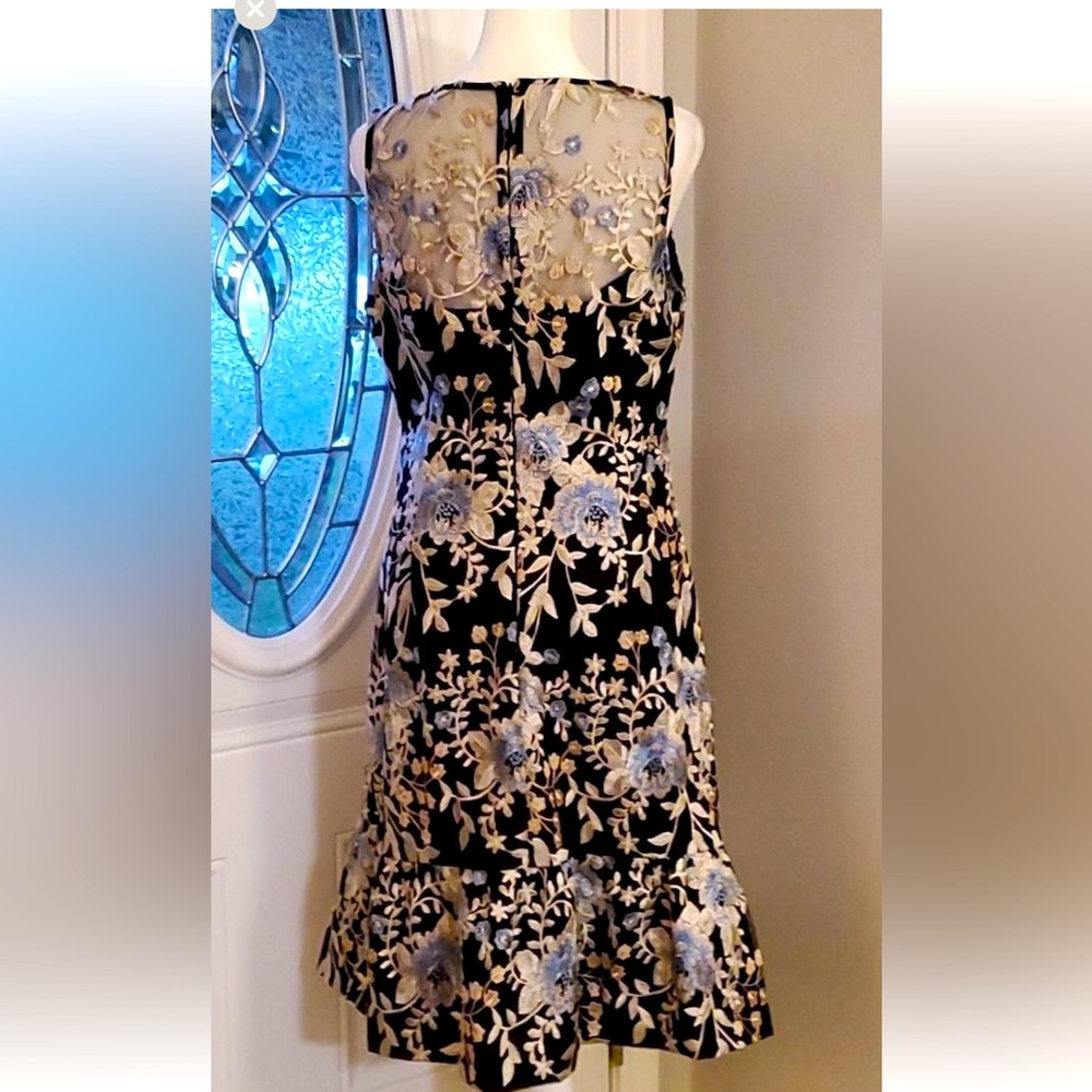WHBM Sleeveless Floral Embroidered Dress sz 2 - Picture 2 of 7